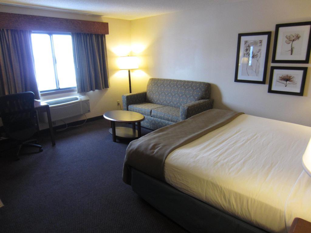 Americinn By Wyndham Hutchinson Quarto foto