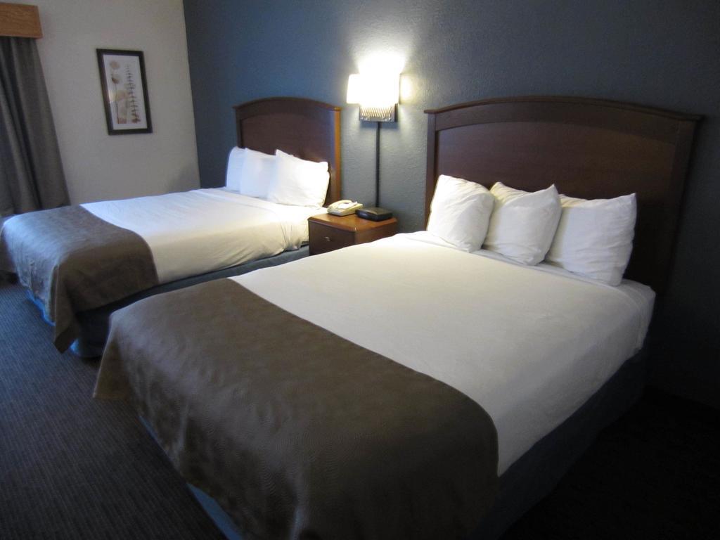 Americinn By Wyndham Hutchinson Quarto foto