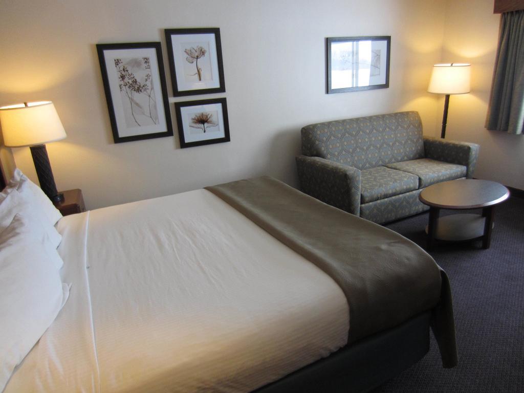 Americinn By Wyndham Hutchinson Quarto foto